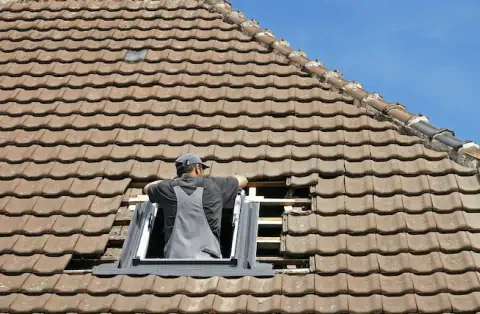 Pose de velux à Roquesérière